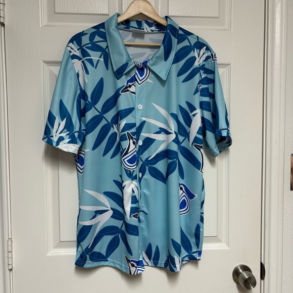 BDA Sports Dunedin Blue Jays Hawaiian Short Sleeve Button Down Shirt Size Large - Picture 2 of 11